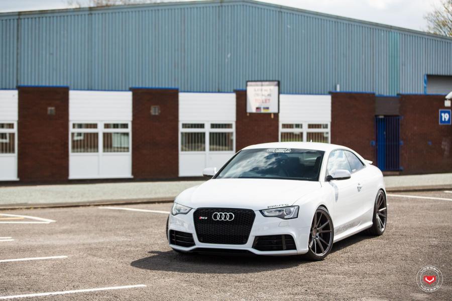 Audi RS5 Coupe on Vossen Wheels (VPS-301) 2017 года  (фото 30 из 48)
